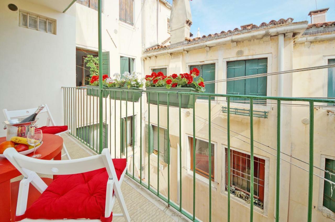 Calle Dei Fabbri Apartment Venecia Exterior foto